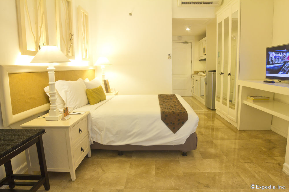 Vivere Hotel&Resorts Muntinlupa City Eksteriør bilde