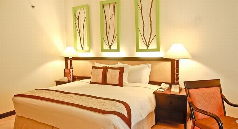 Vivere Hotel&Resorts Muntinlupa City Eksteriør bilde
