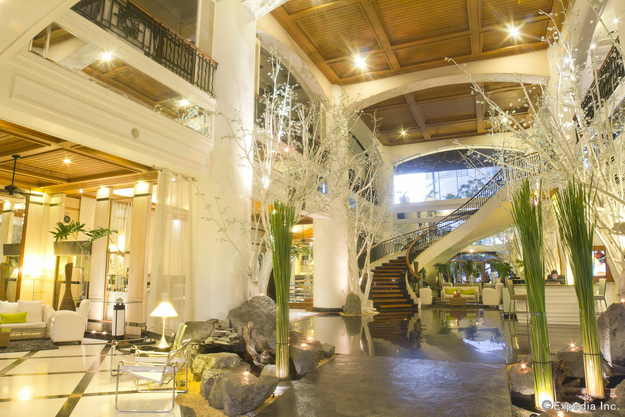 Vivere Hotel&Resorts Muntinlupa City Eksteriør bilde